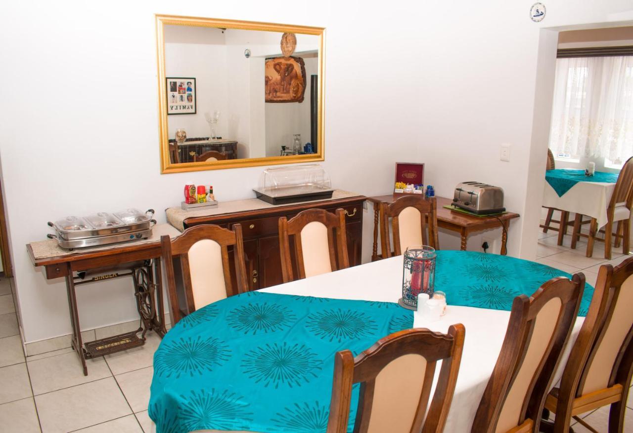 Tina'S Bed And Breakfast Суакопмунд Екстериор снимка