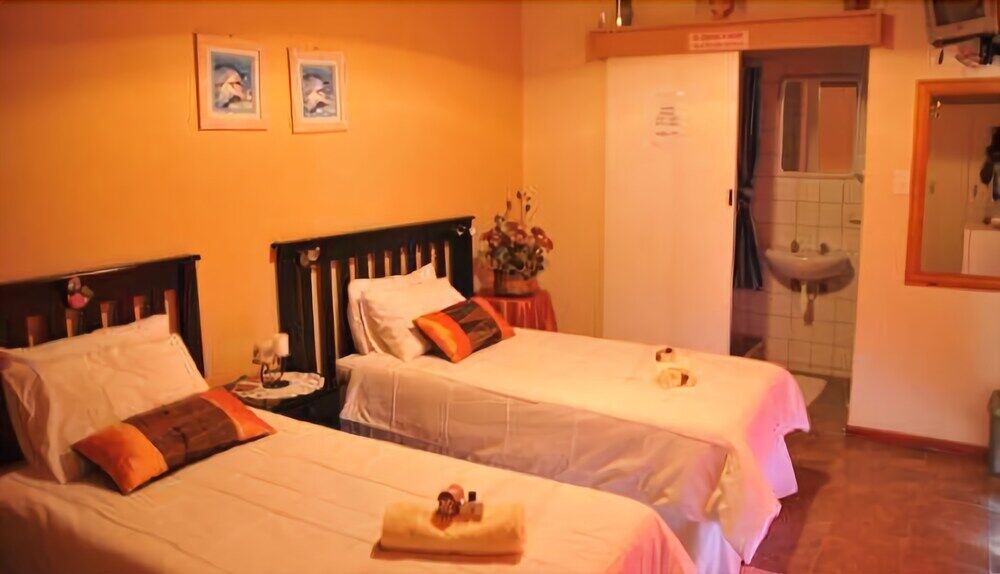 Tina'S Bed And Breakfast Суакопмунд Екстериор снимка